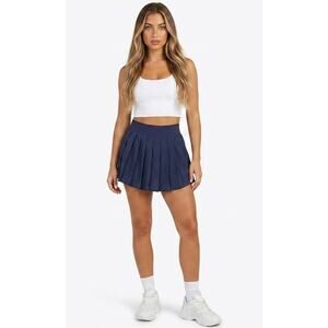 Halara Tennis Skirt Size Large Navy Pleated 2-in-1 Shorts Pockets Sport Athletic